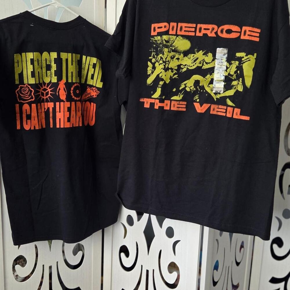 Pierce The Veil I Cant Hear You Graphic Tee Shirt Black Hot Topic Large NWT